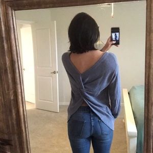 Women’s Sweater- Twist Knot Back